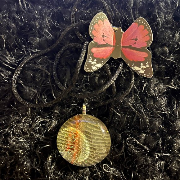 Marble Glass Handmade Nekclace - Picture 3 of 10